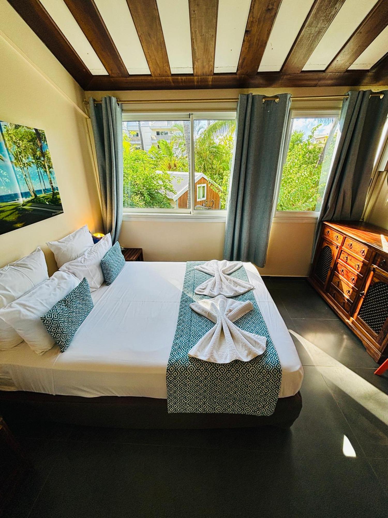 Hotel Coco Island Saint-Gilles Les Bains Exterior photo